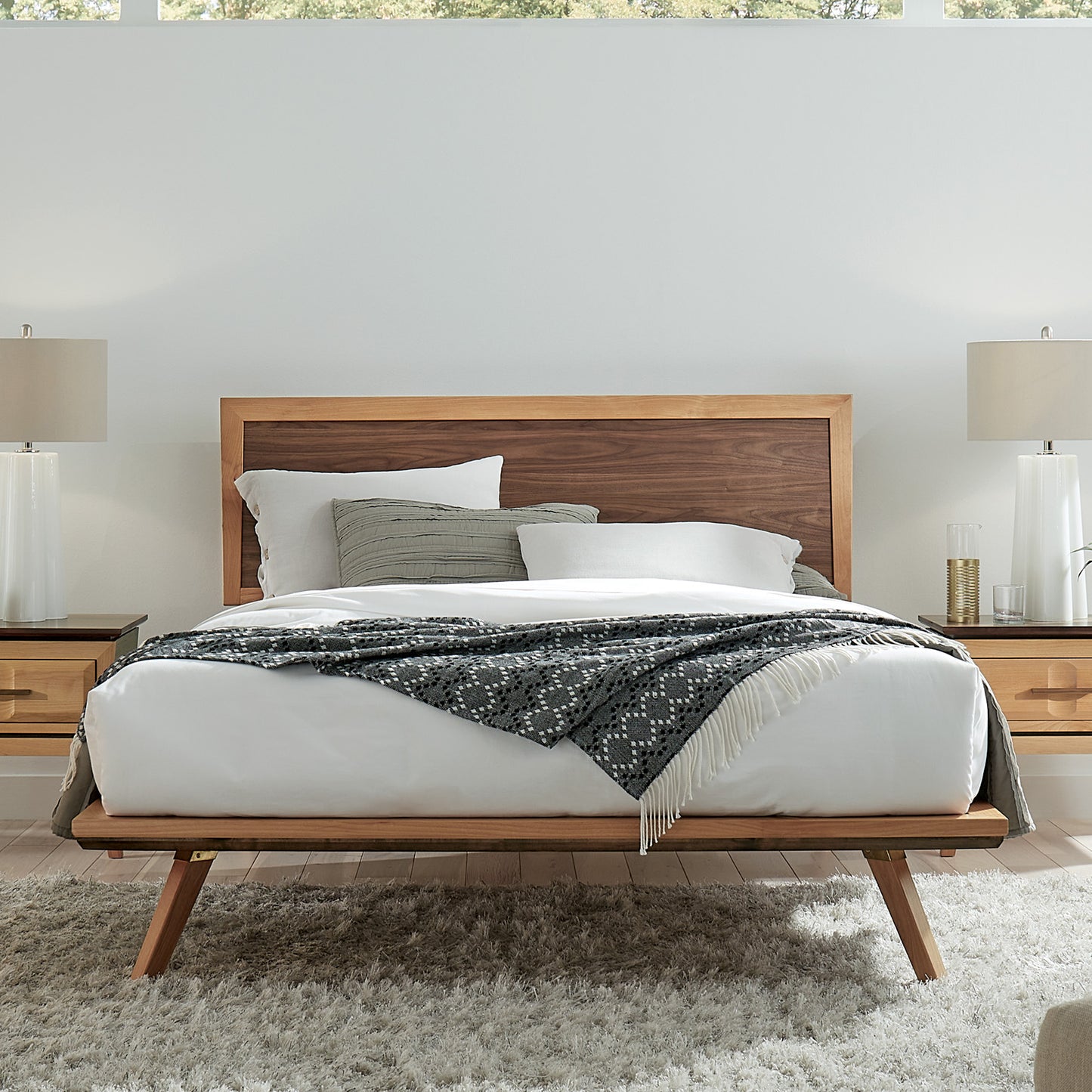 Addison Adjustable Headboard Platform Bed