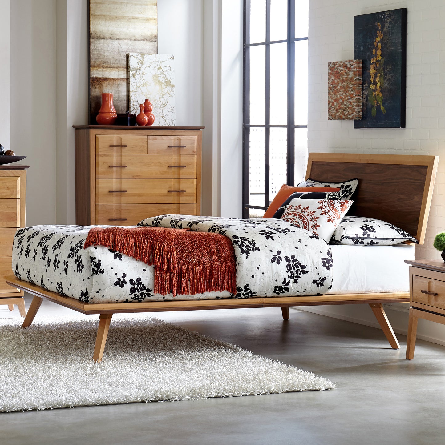 Addison Adjustable Headboard Platform Bed