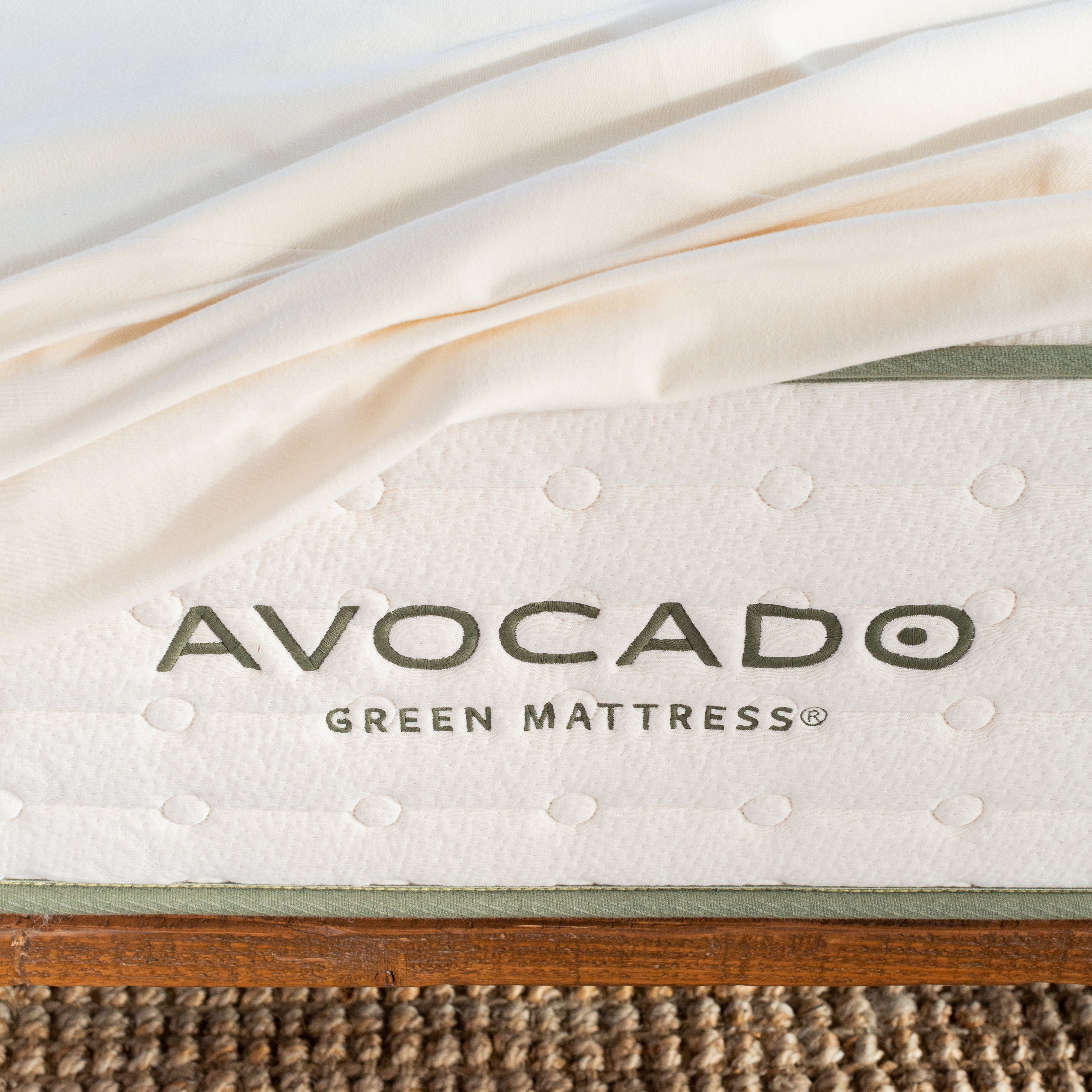 Avocado outlet ORGANIC WATERPROOF MATTRESS PROTECTOR Queen