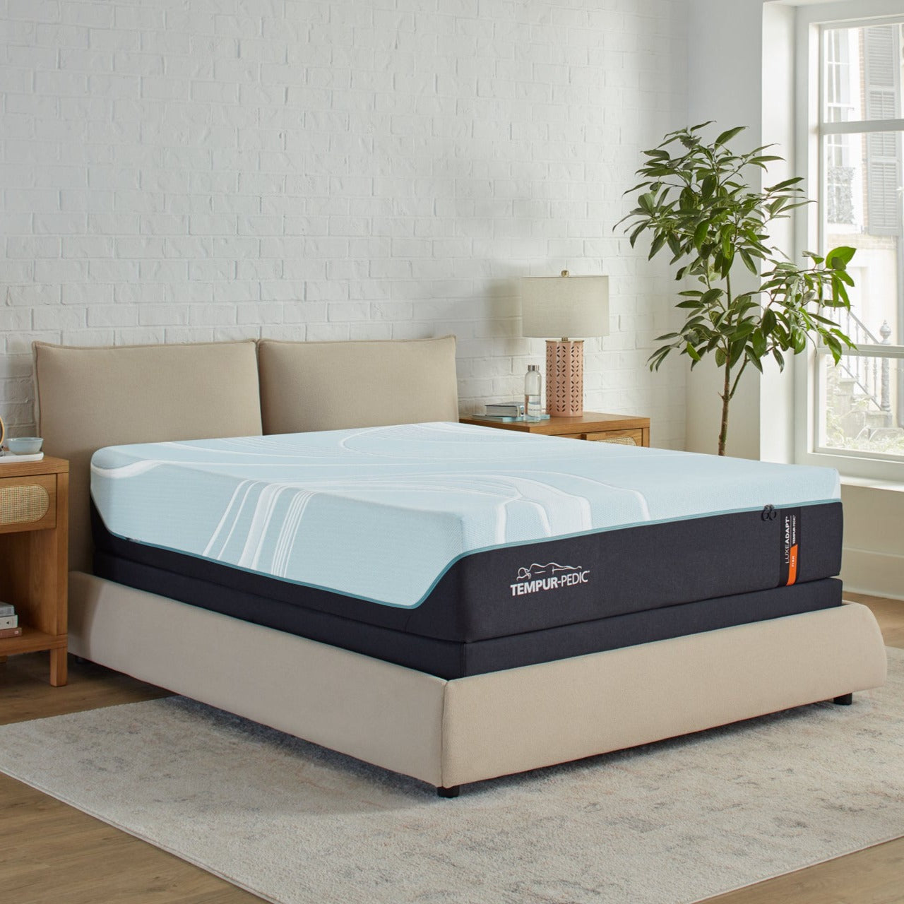 TEMPUR-LuxeAdapt Firm